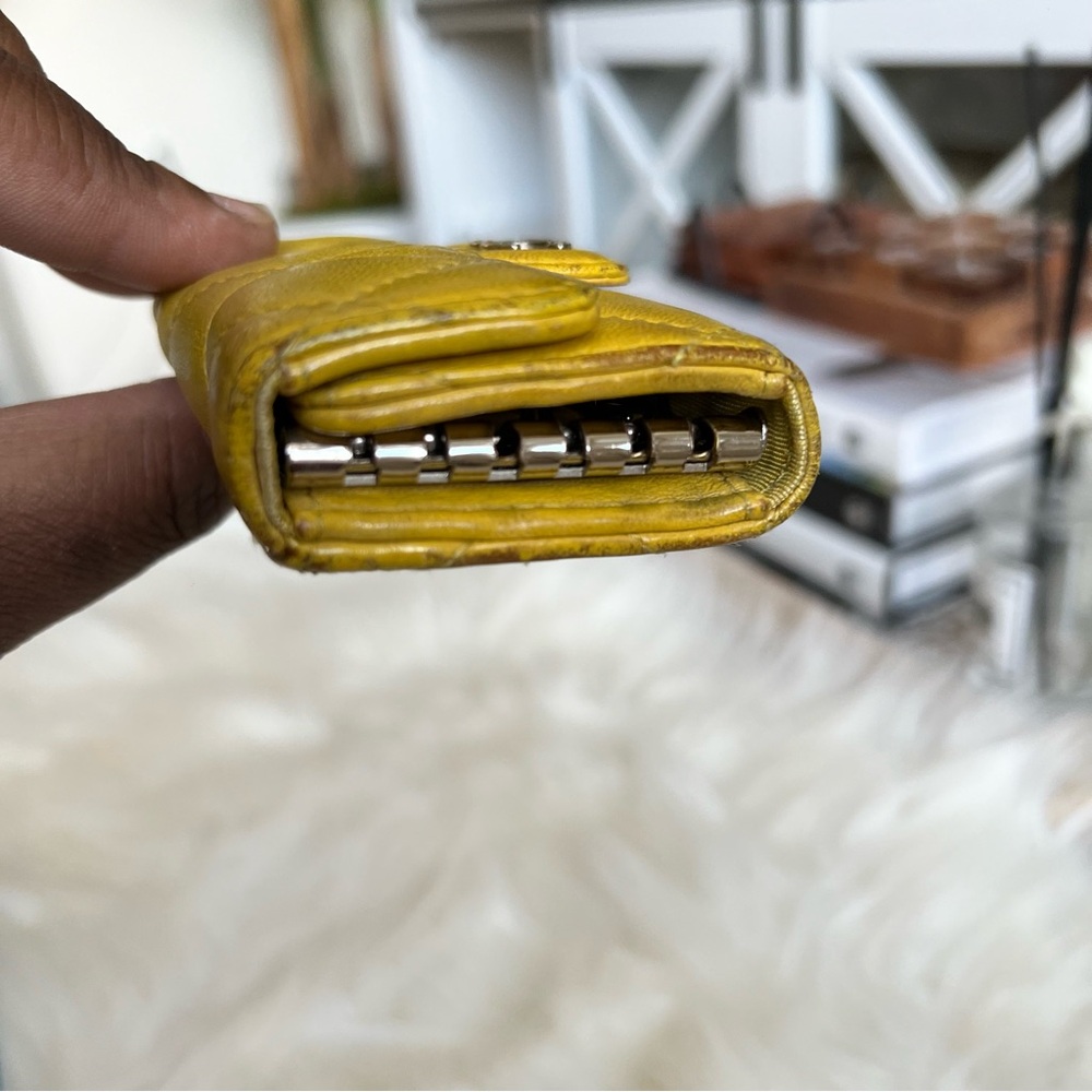 CHANEL Pre-loved Yellow Lambskin 6 Key Holder ☀️ - Picture 13 of 14
